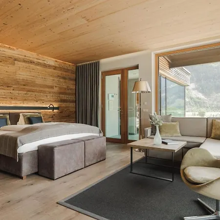 Sportresidenz Zillertal Hotel 4*