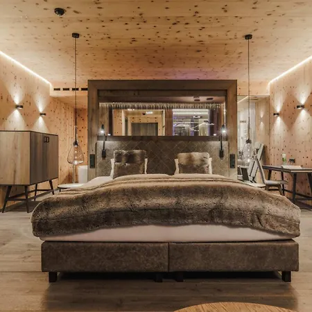 Sportresidenz Zillertal Hotel 4*