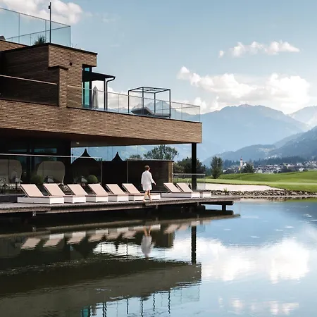 Sportresidenz Zillertal - 4 Sterne Superior Hotel Uderns