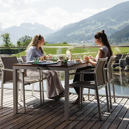 ホテル Sportresidenz Zillertal ウダーンス