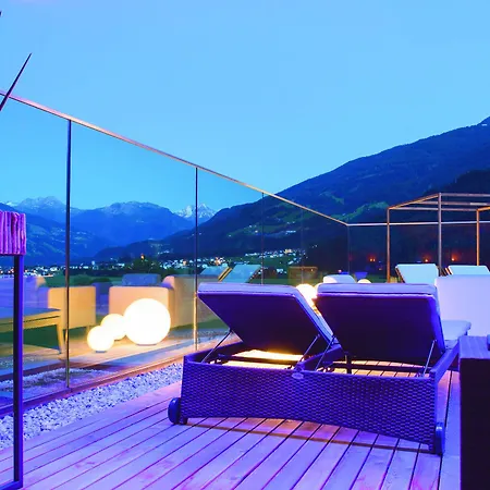 Отель Sportresidenz Zillertal 4*
