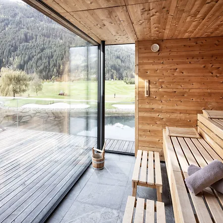 Sportresidenz Zillertal Hotel 4*