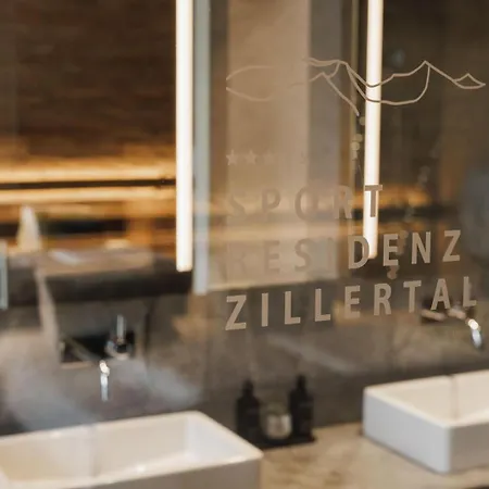 Sportresidenz Zillertal - 4 Sterne Superior 4* Uderns